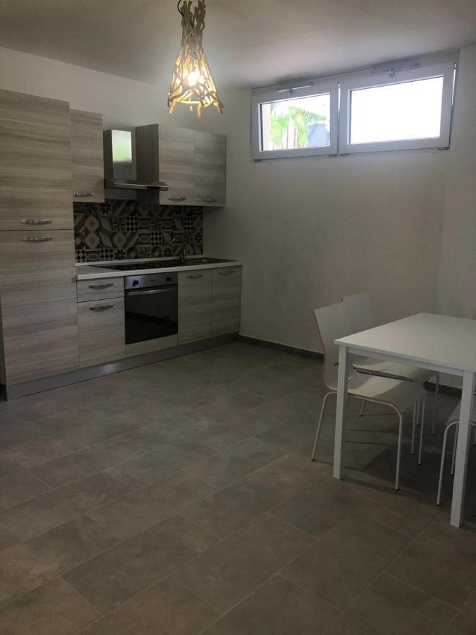Le 5 Residence Rodi Garganico Bagian luar foto
