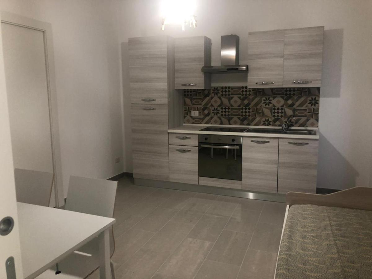 Le 5 Residence Rodi Garganico Bagian luar foto